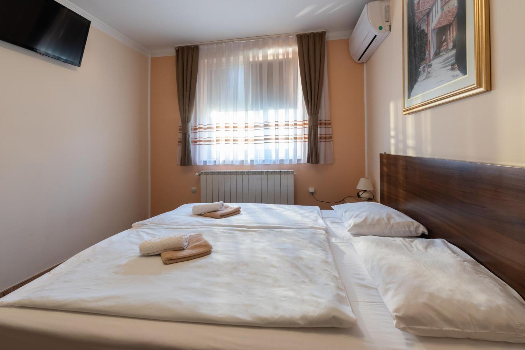 B&B Restoran Bosiljevo Exterior foto